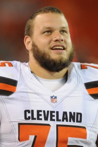 Joel Bitonio (vertical)