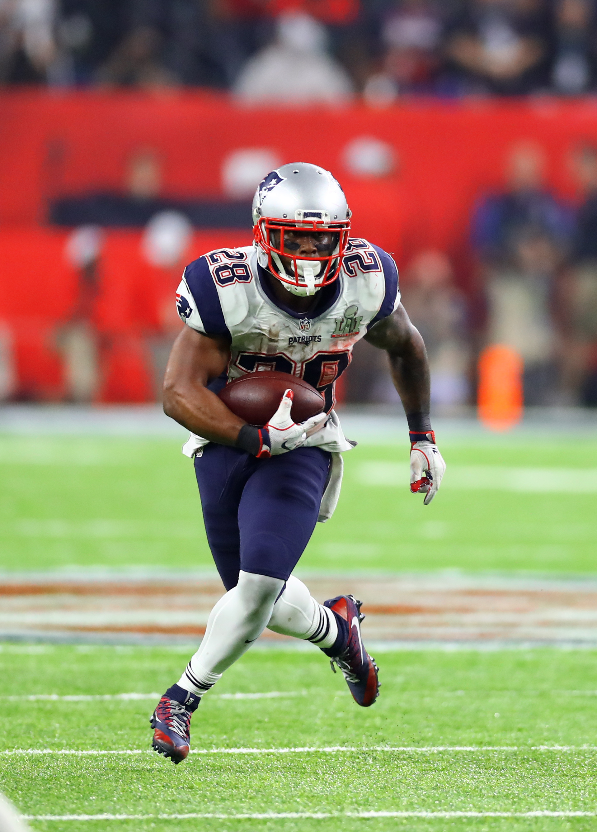 Patriots To Extend James White