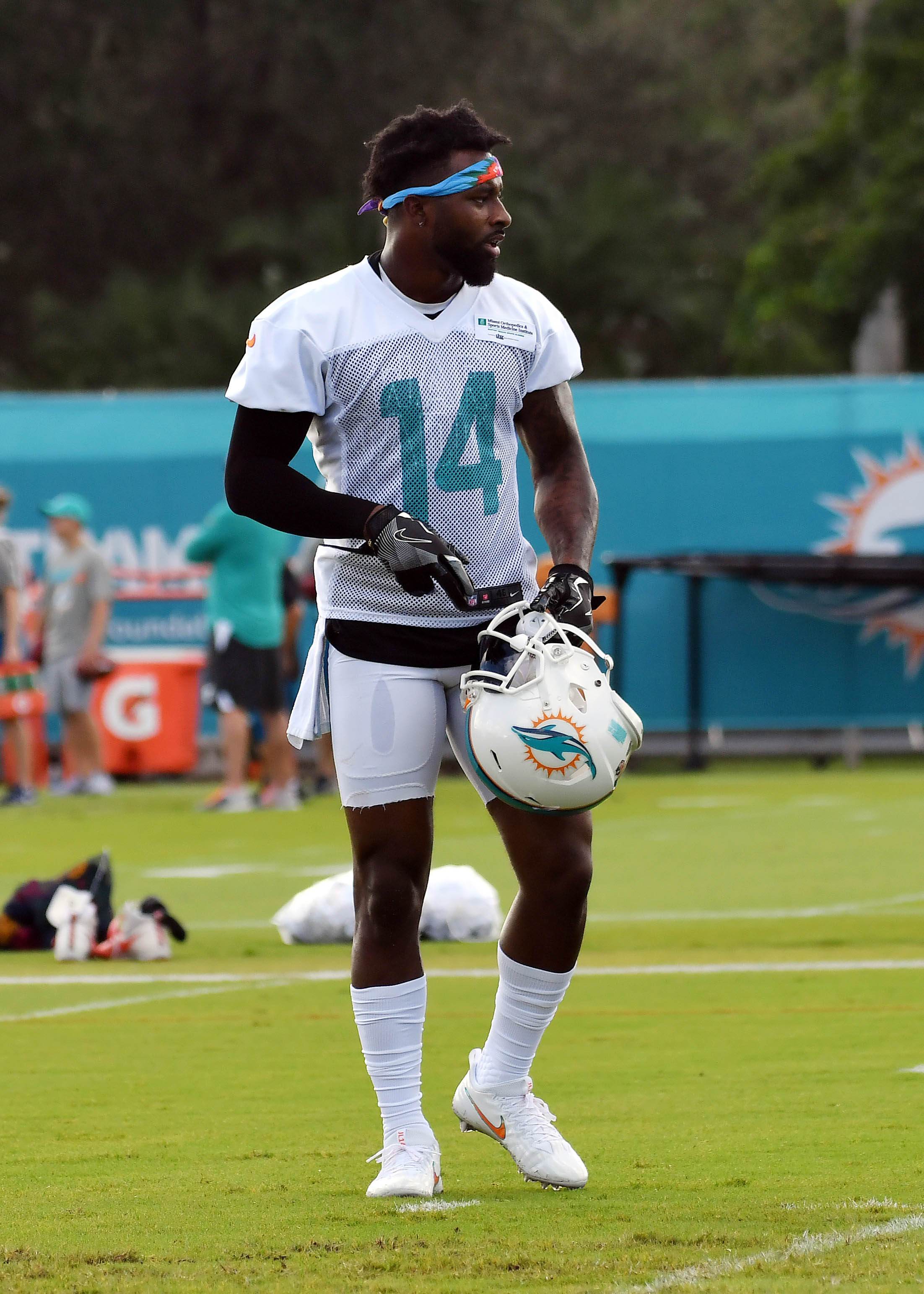 jarvis landry dolphins jersey
