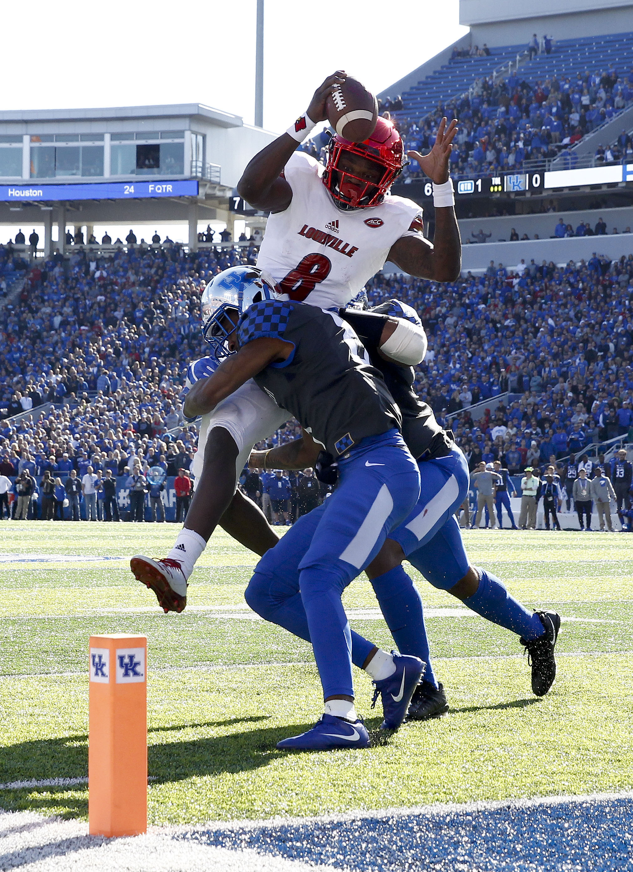 Latest On Louisville s Lamar Jackson