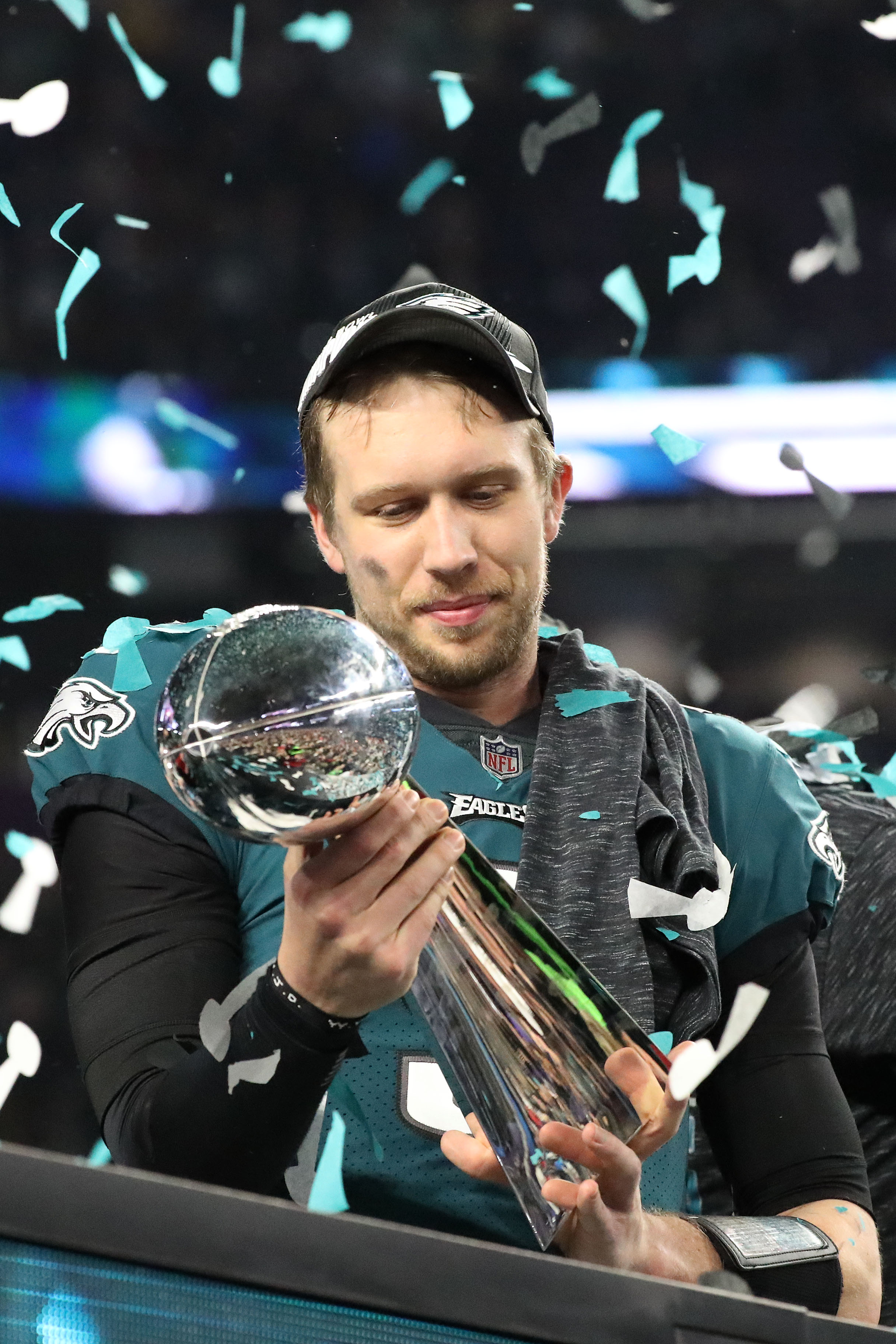 Details On Nick Foles' New Contract With Eagles2432 x 3648
