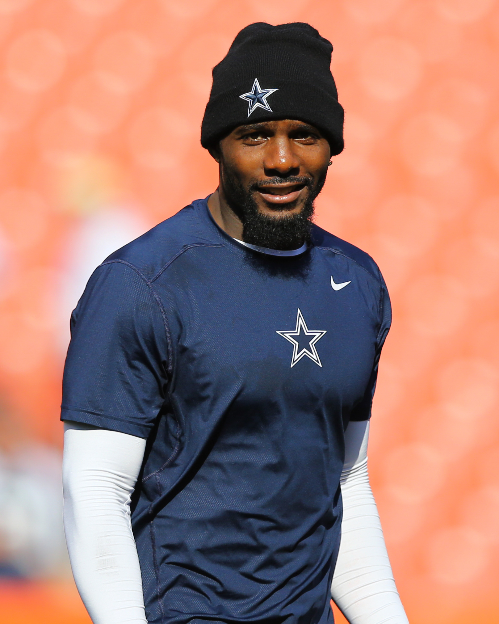 dez bryant no shirt