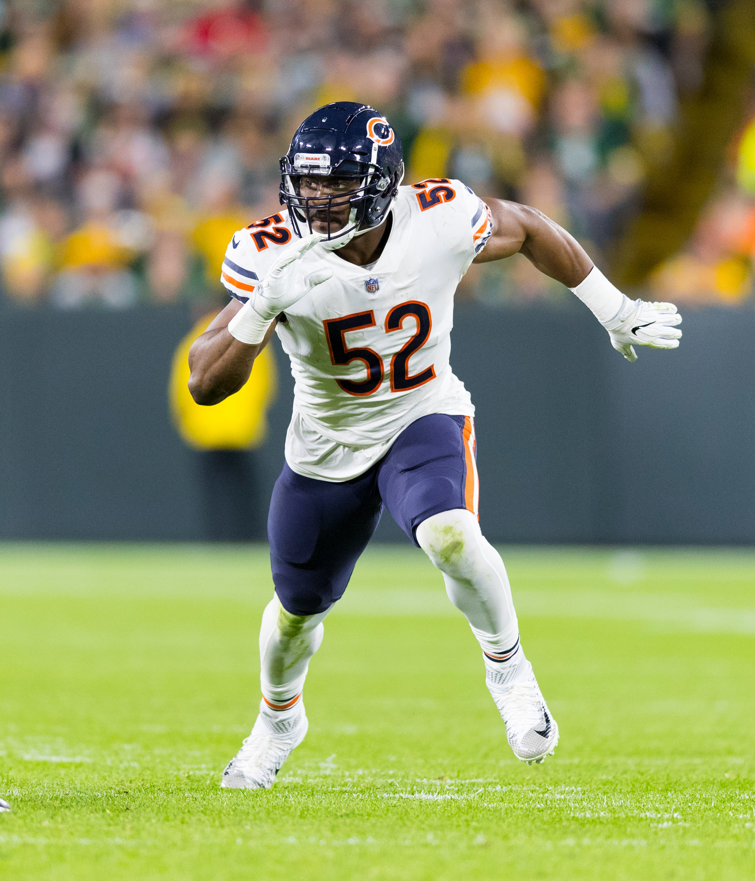 Bears Restructure Khalil Macks Contract