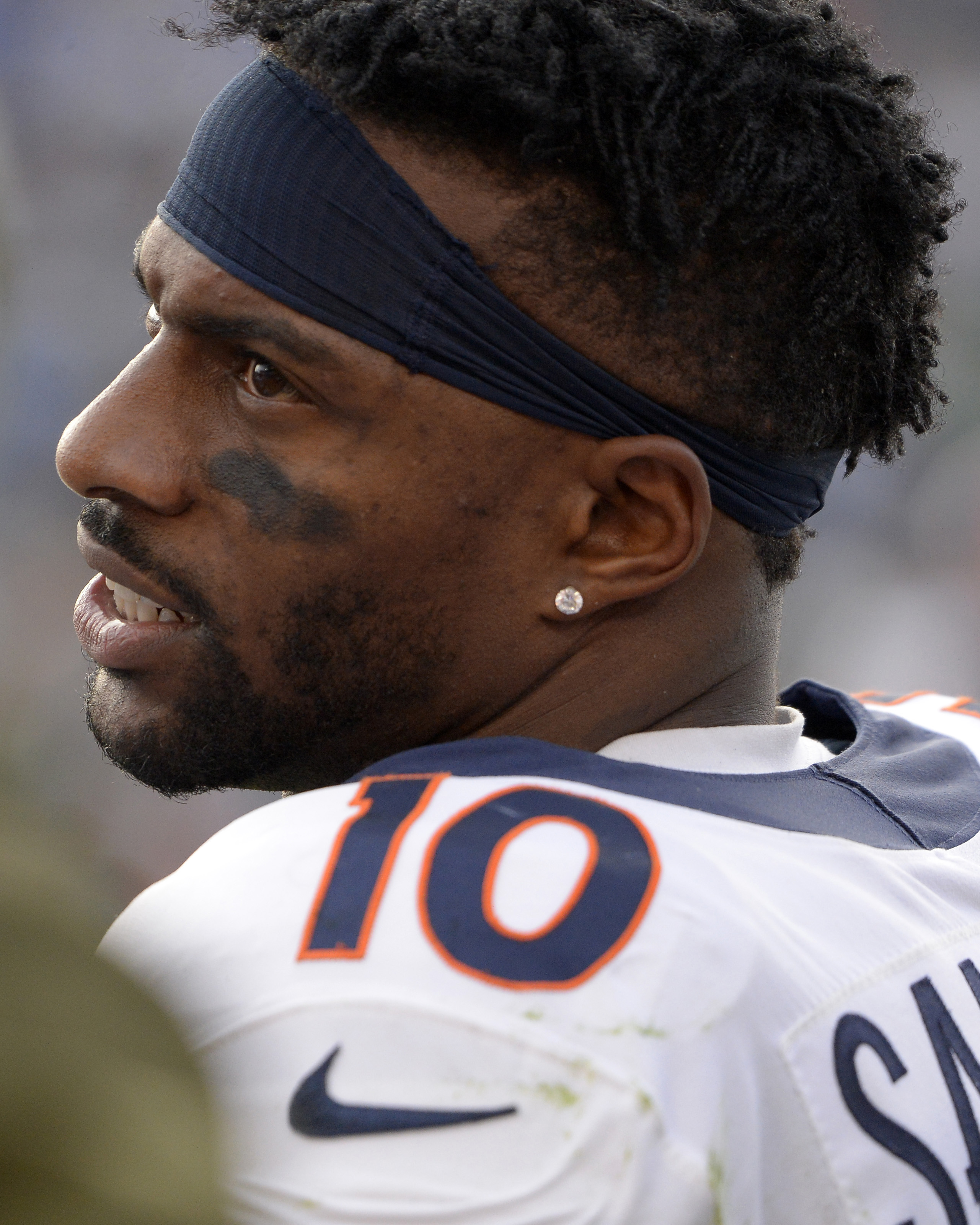 Broncos Havent Asked Emmanuel Sanders To Take Pay Cut