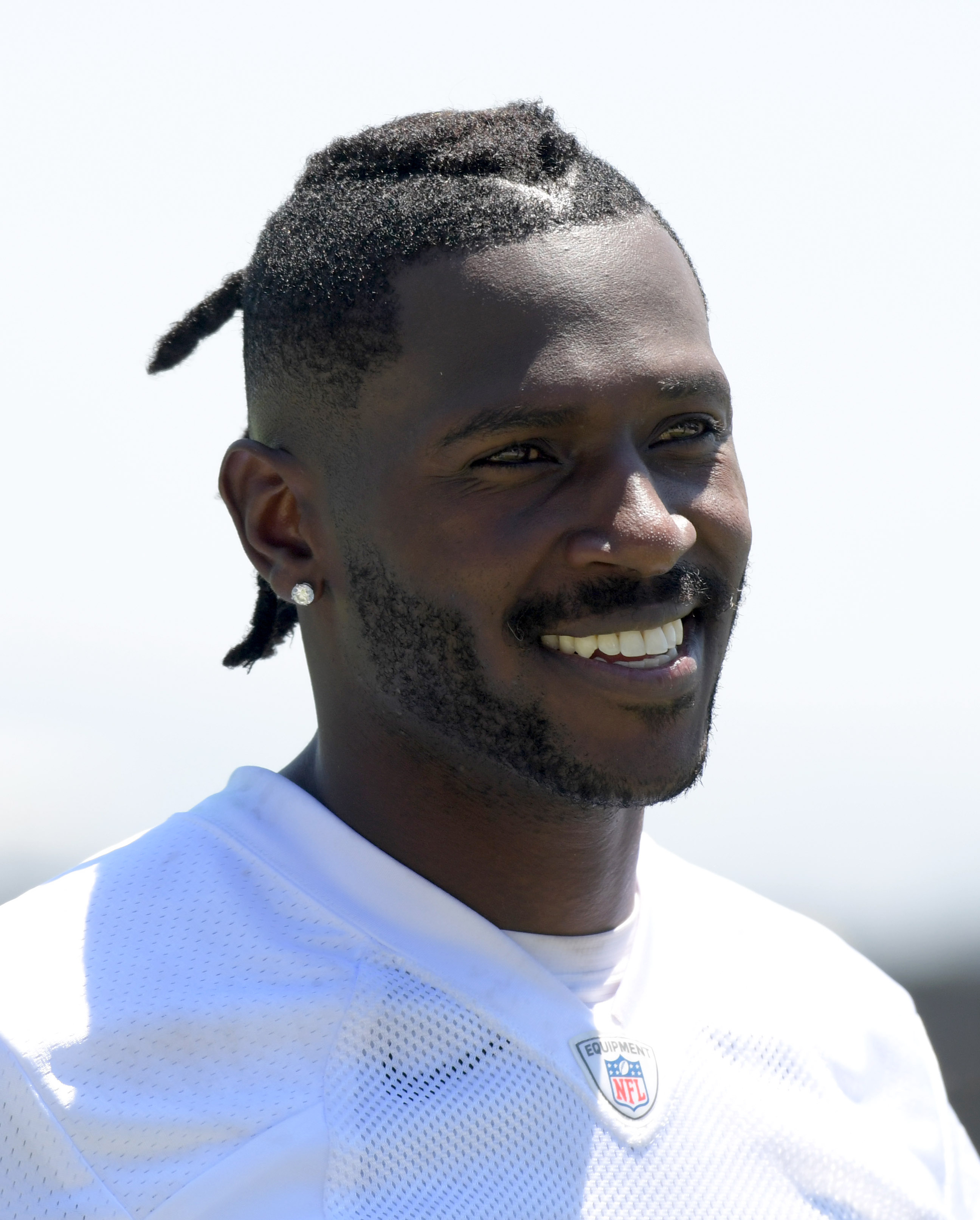 Antonio Brown New Haircut - hairstyle how to make