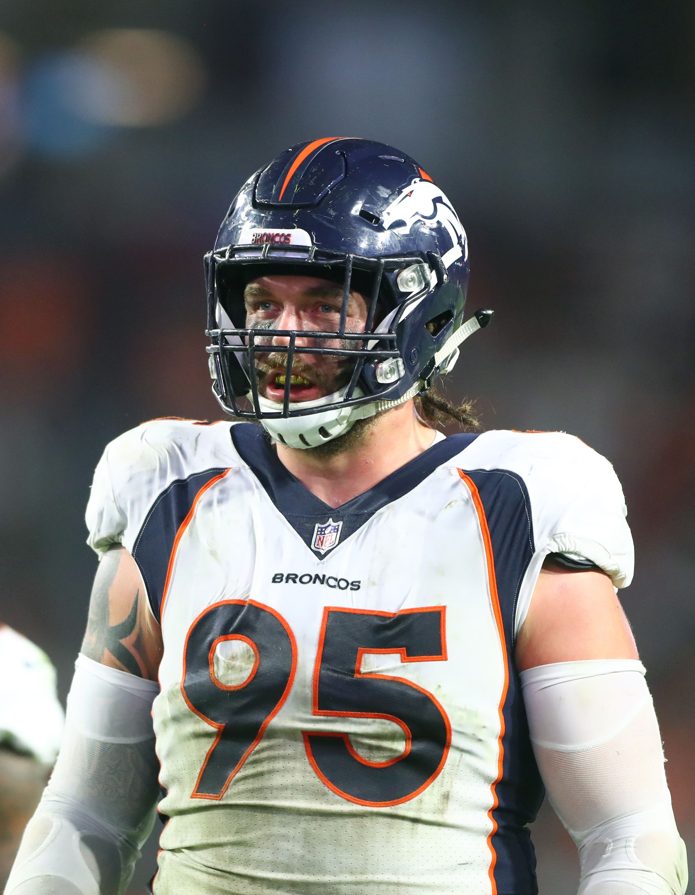 derek wolfe jersey