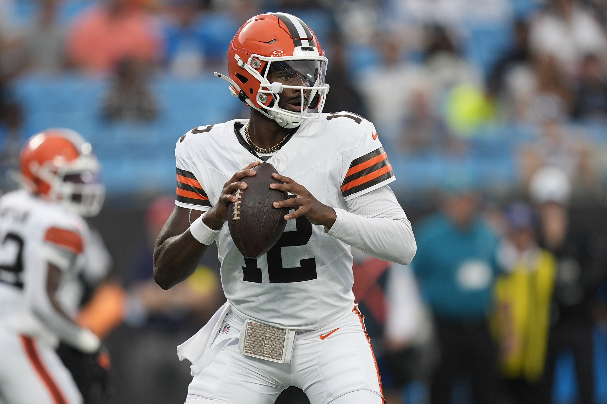 Browns QB Dillon Gabriel Exits Week 11 Game Due To Possible Concussion;  Shedeur Sanders Replaces Gabriel
